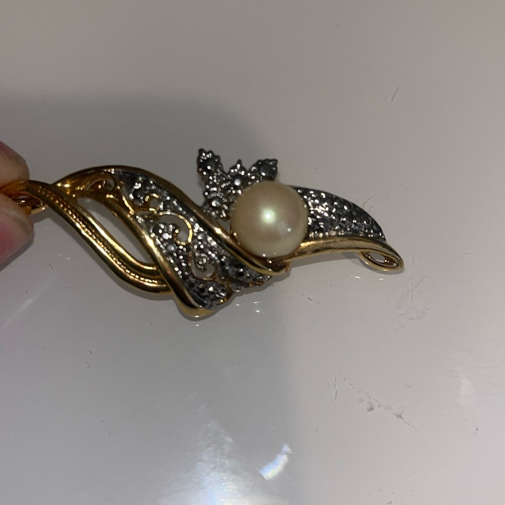 Vintage brooch and pendant